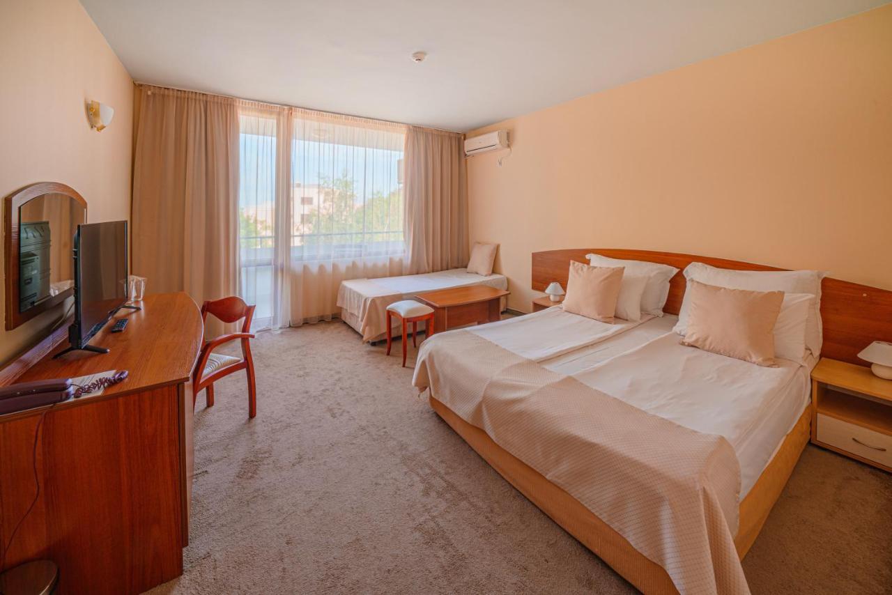 Perla Plaza Hotel Primorsko Exterior foto