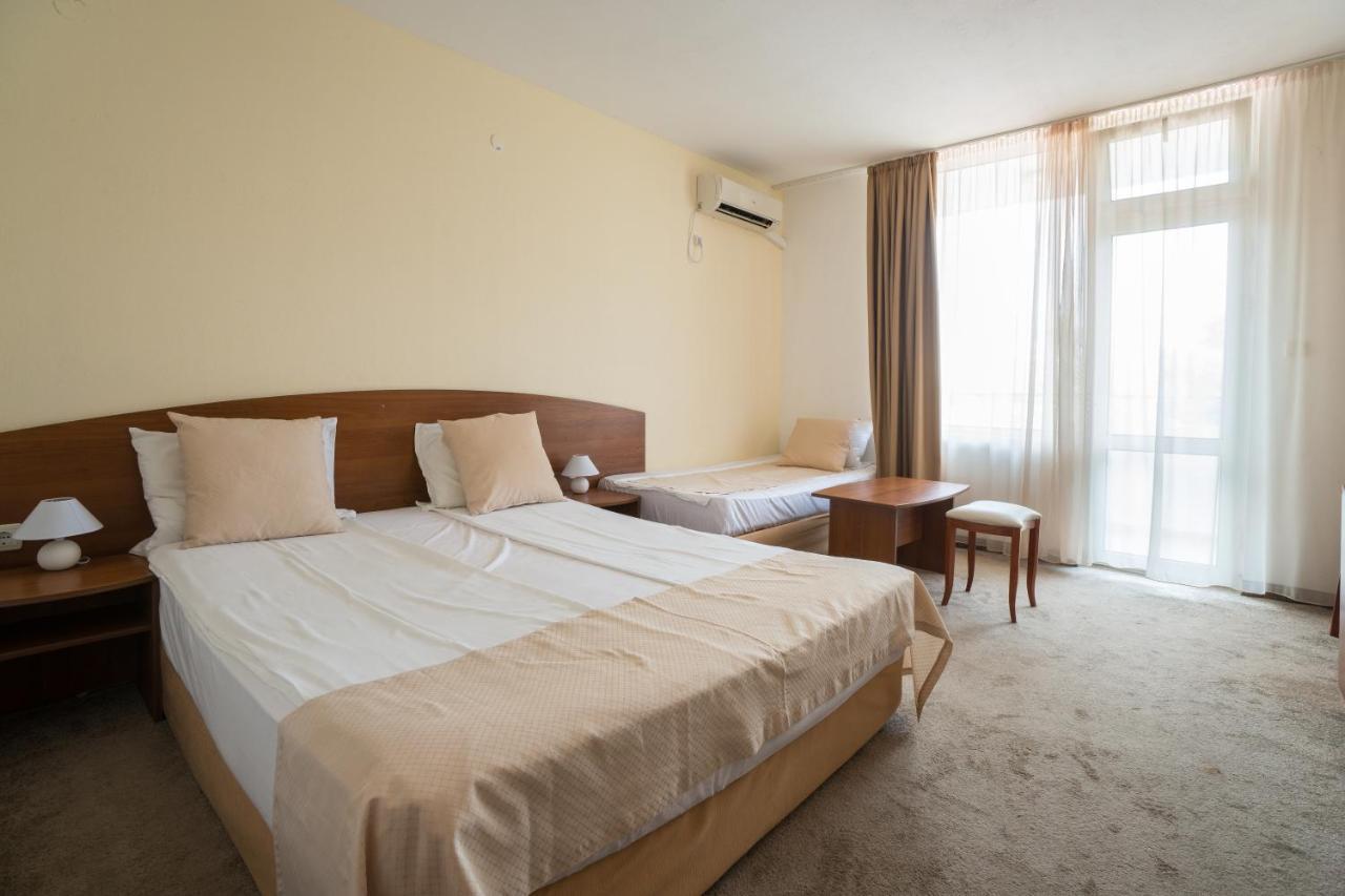 Perla Plaza Hotel Primorsko Exterior foto