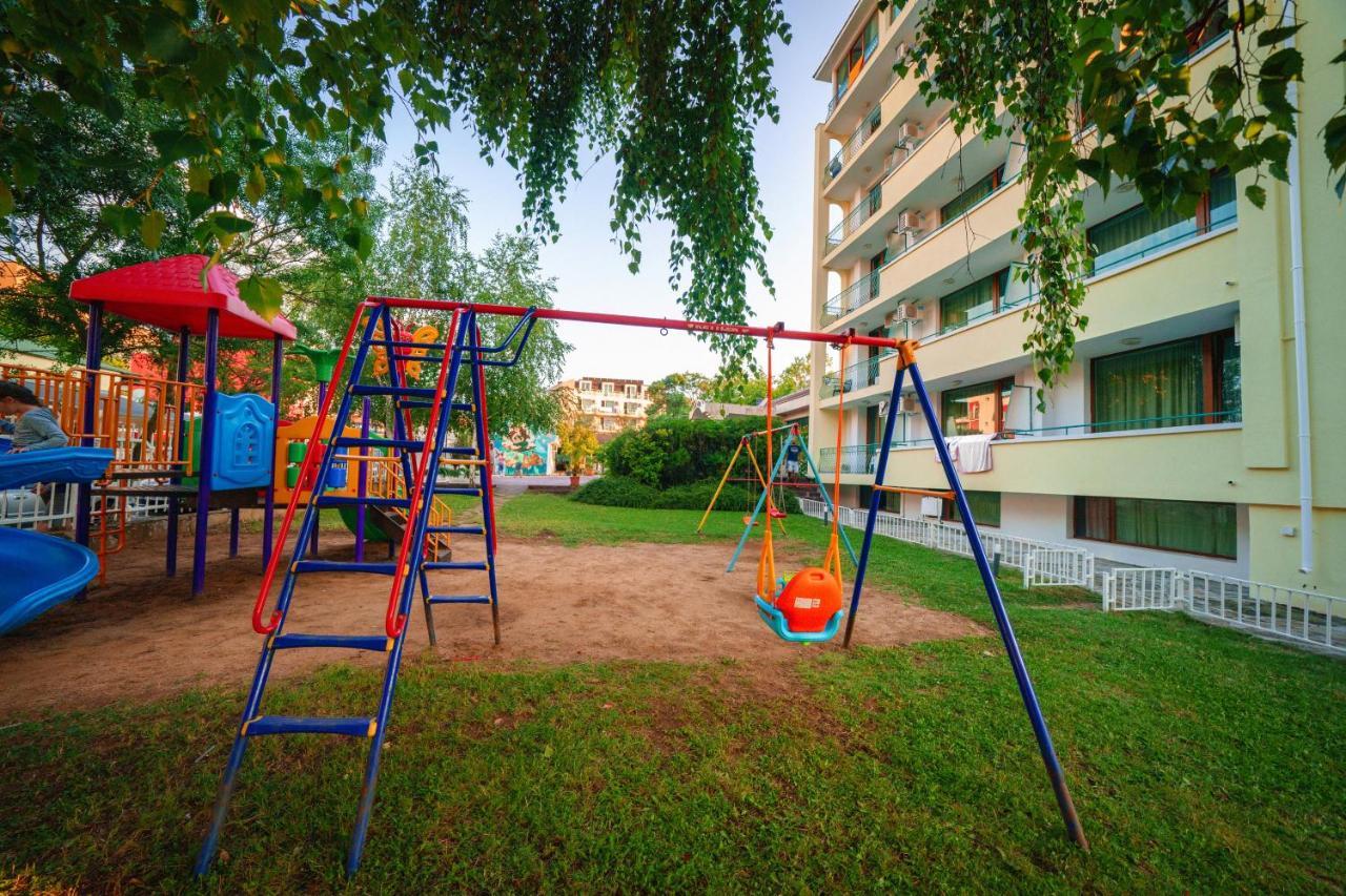 Perla Plaza Hotel Primorsko Exterior foto